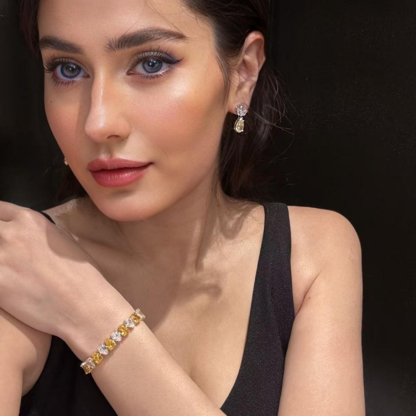 RIZILIA SPECTRUM Trendy Pear-Cut Cubic Zirconia Tennis Bracelet for Women | 14K Gold Plated 6mm Multicolor CZ Stones | 7 Inch Elegant Jewelry Gift for Her