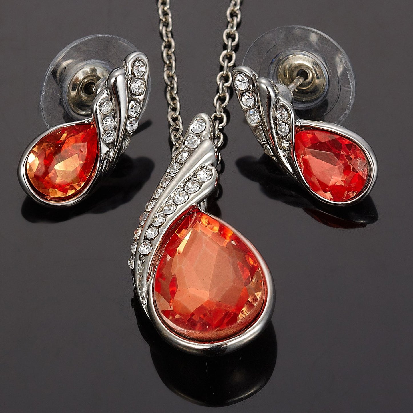 RIZILIA TEARDROP Jewelry Set Pendant with 17" Chain & Stud Earrings Pear Cut Austrian Crystal in White Gold Plated