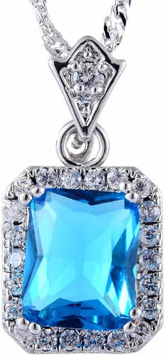 RIZILIA Pendant with 18