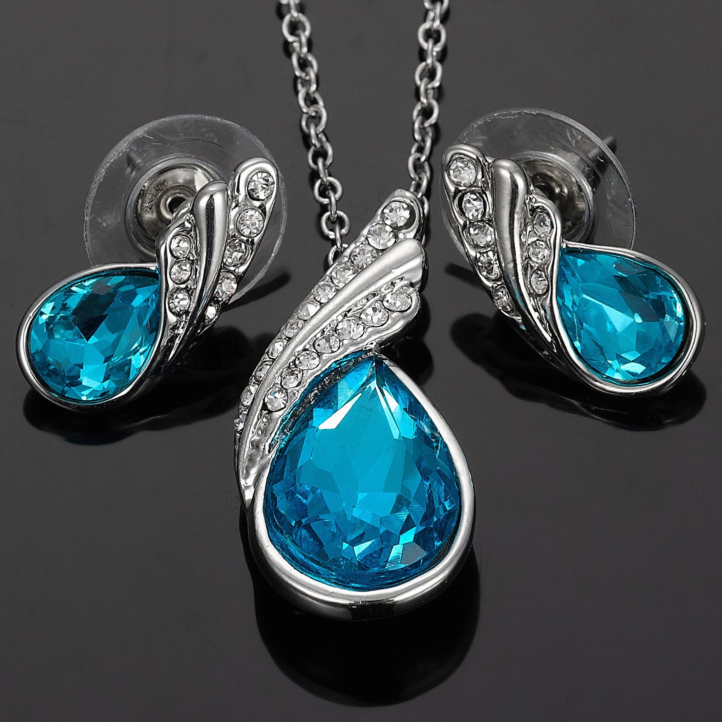 RIZILIA TEARDROP Jewelry Set Pendant with 17" Chain & Stud Earrings Pear Cut Austrian Crystal in White Gold Plated